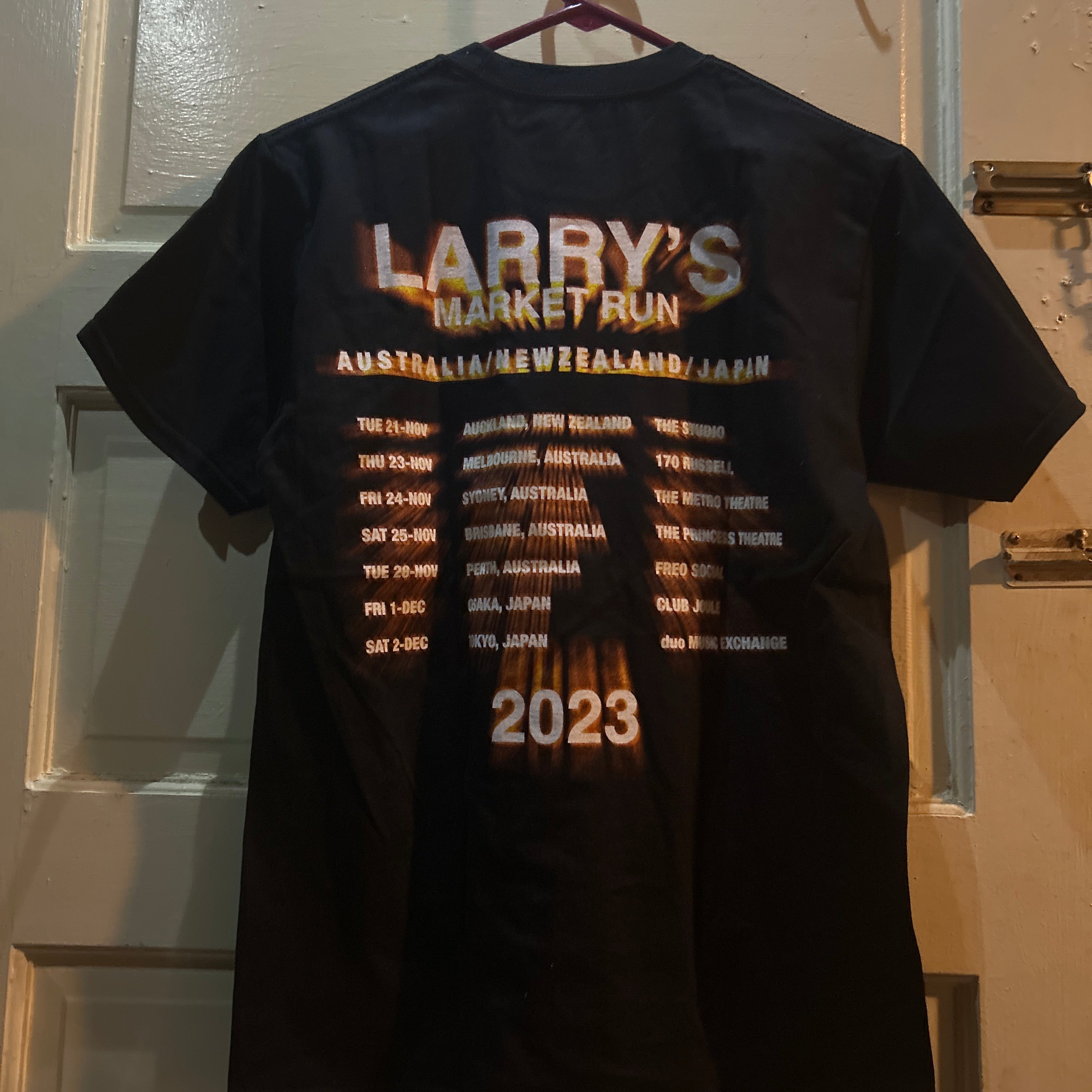 Larry t-shirt ￼